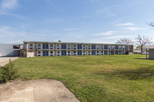 MOTEL 6 MATTOON IL (Magnet)
